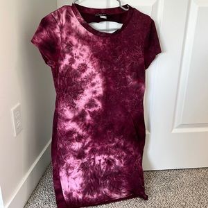Maroon T shirt dress
